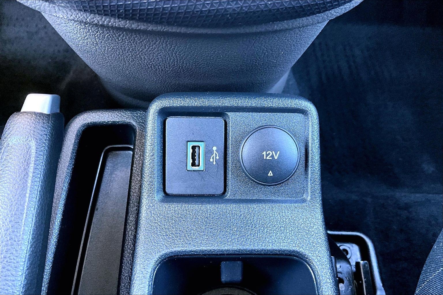 Used 2021 Ford Transit Connect XL image 22