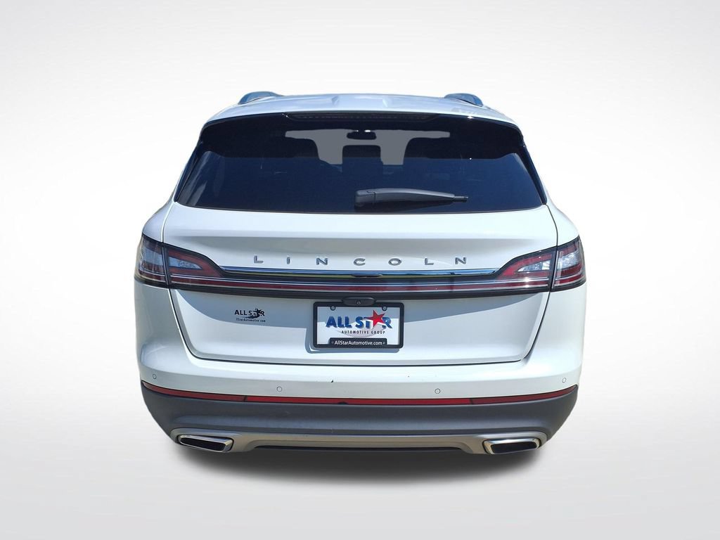 Used 2022 Lincoln Nautilus FWD w/ Premium Package image 7