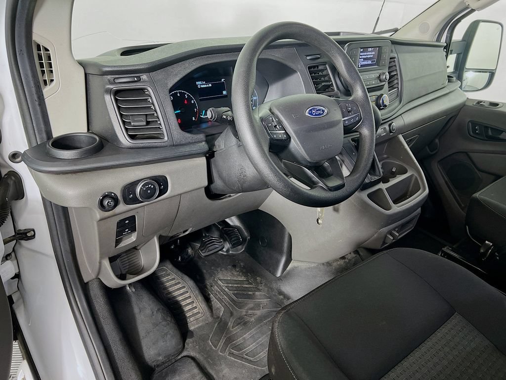 Used 2022 Ford Transit 250 Low Roof AWD image 9