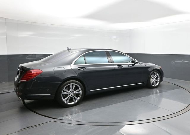 Used 2015 Mercedes-Benz S 550 Sedan w/ Premium 1 Package image 15