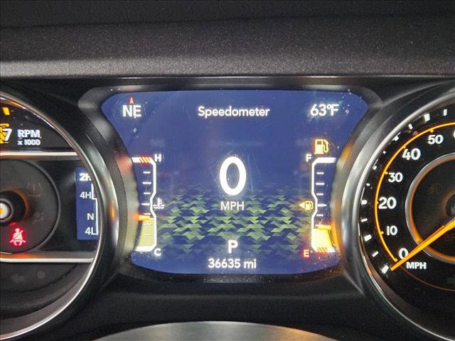 Used 2023 Jeep Gladiator Mojave w/ Cold Weather Group AWD/4WD image 10
