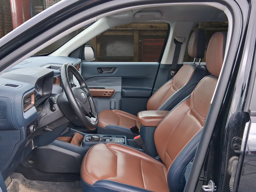 Used 2024 Ford Maverick Lariat w/ FX4 Off-Road Package AWD/4WD image 16
