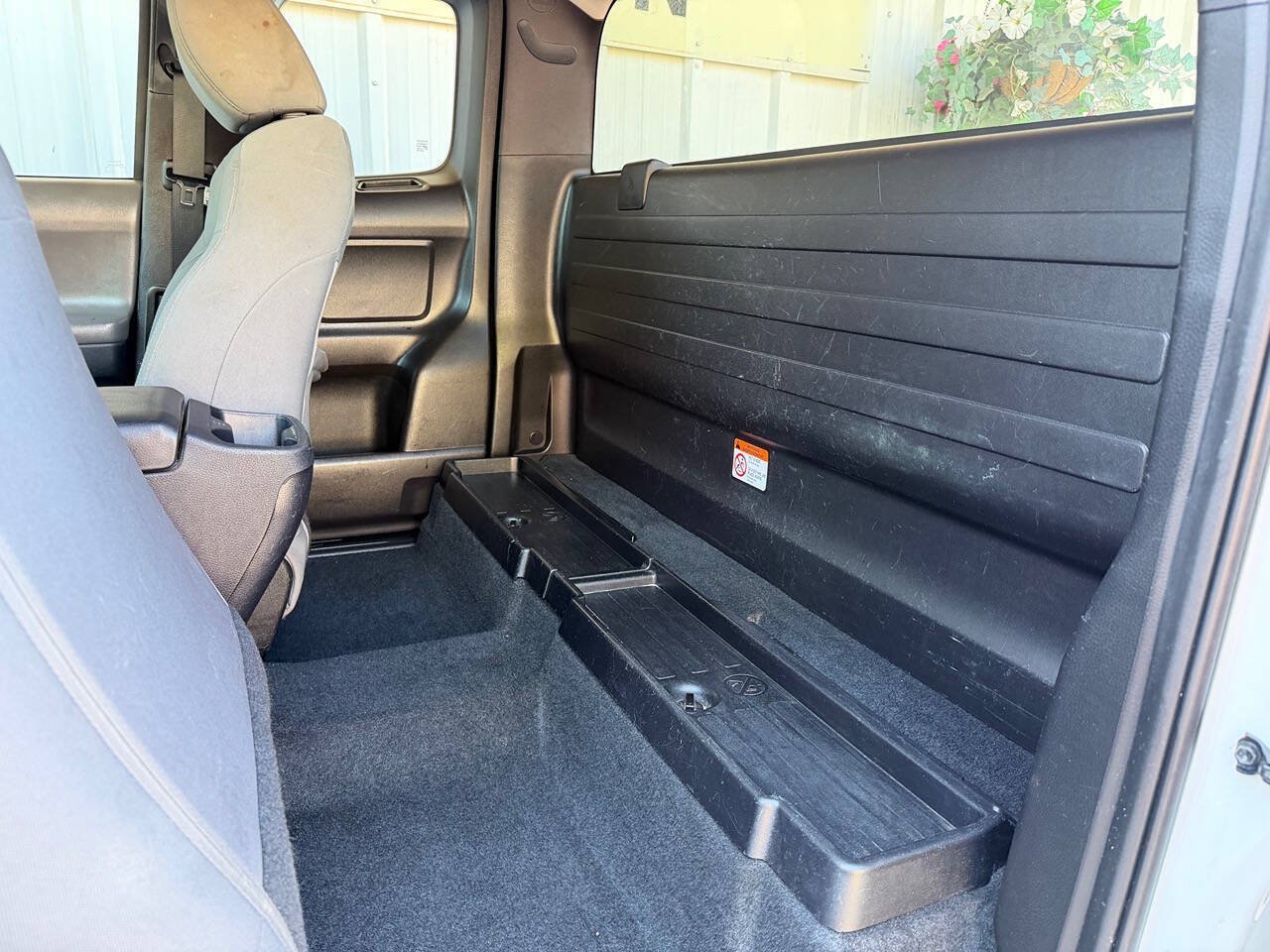 Used 2020 Toyota Tacoma SR RWD image 16