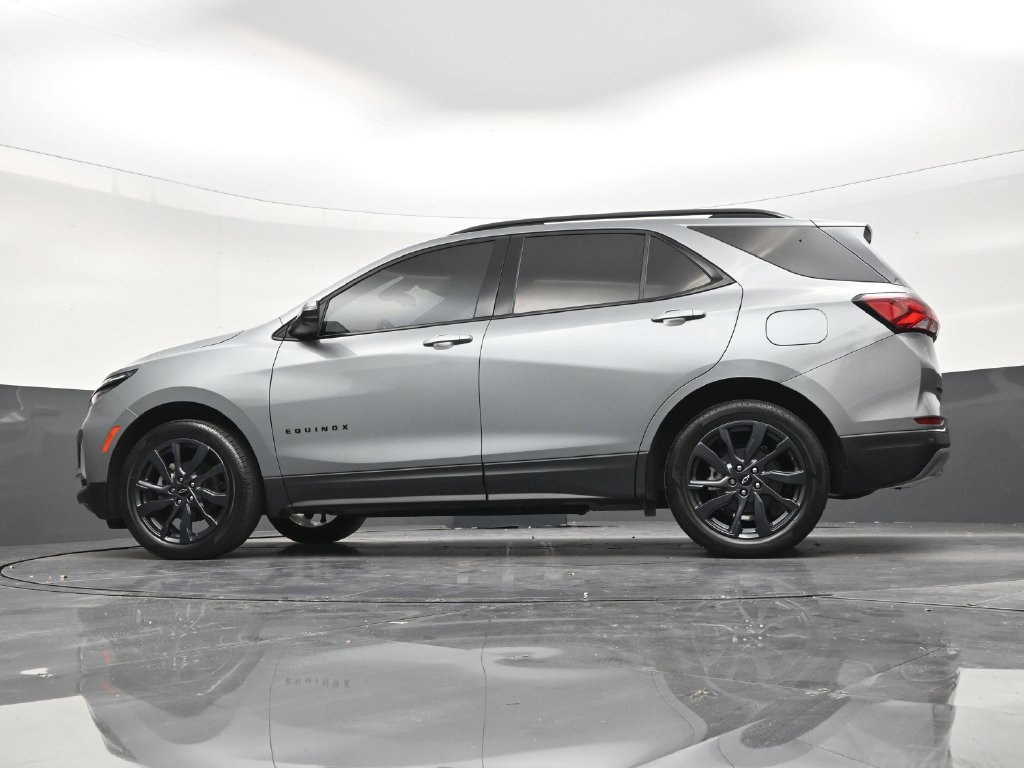 Used 2024 Chevrolet Equinox RS w/ RS Leather Package FWD image 21