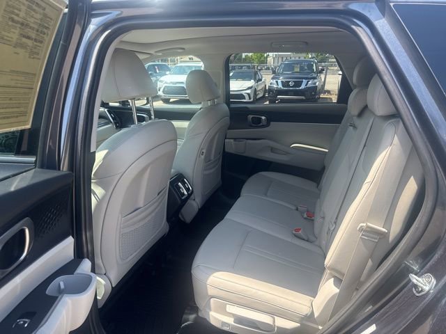 Used 2022 Kia Sorento S w/ Panoramic Sunroof Package image 19