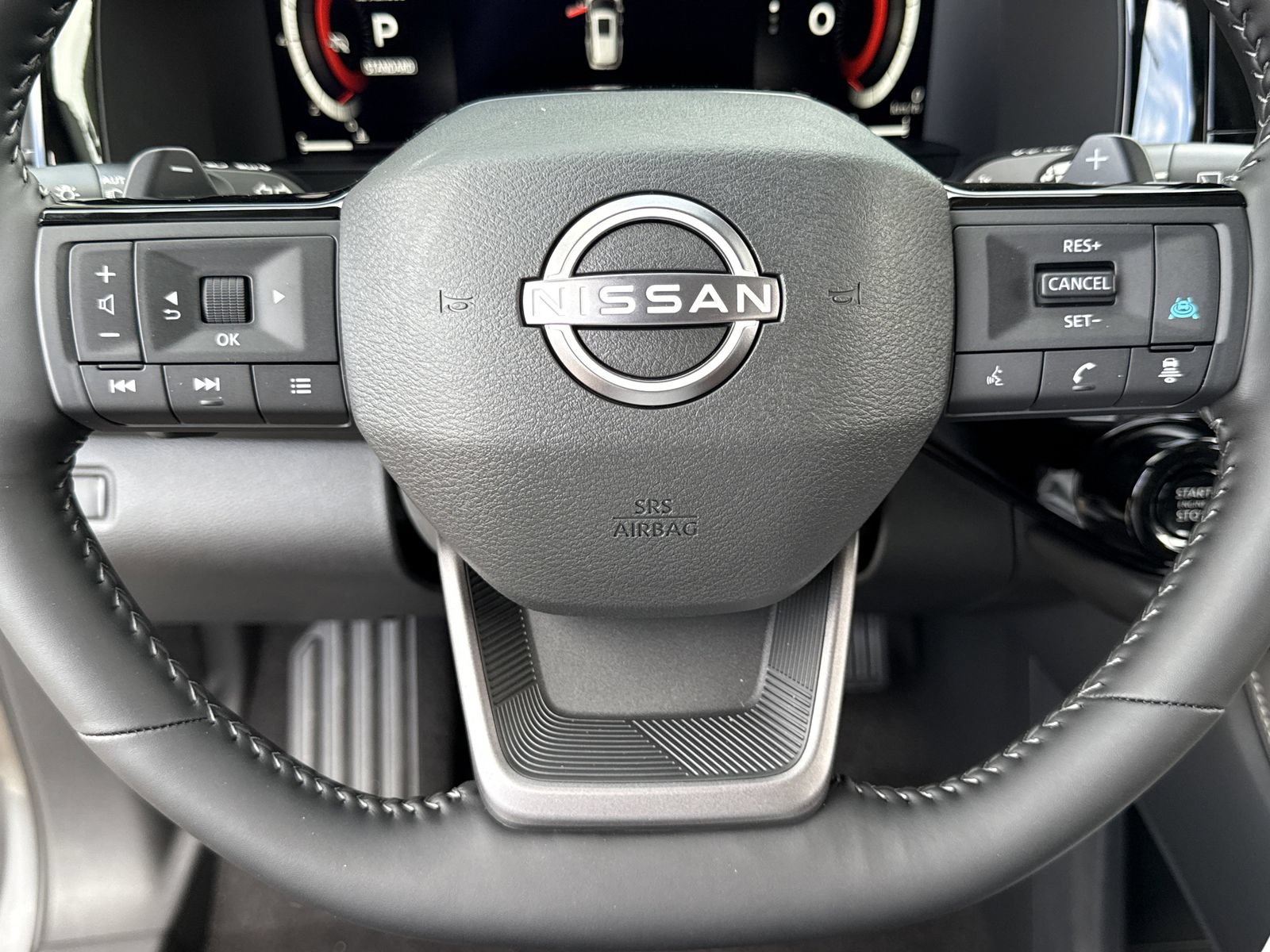 New 2026 Nissan Pathfinder SL FWD image 10