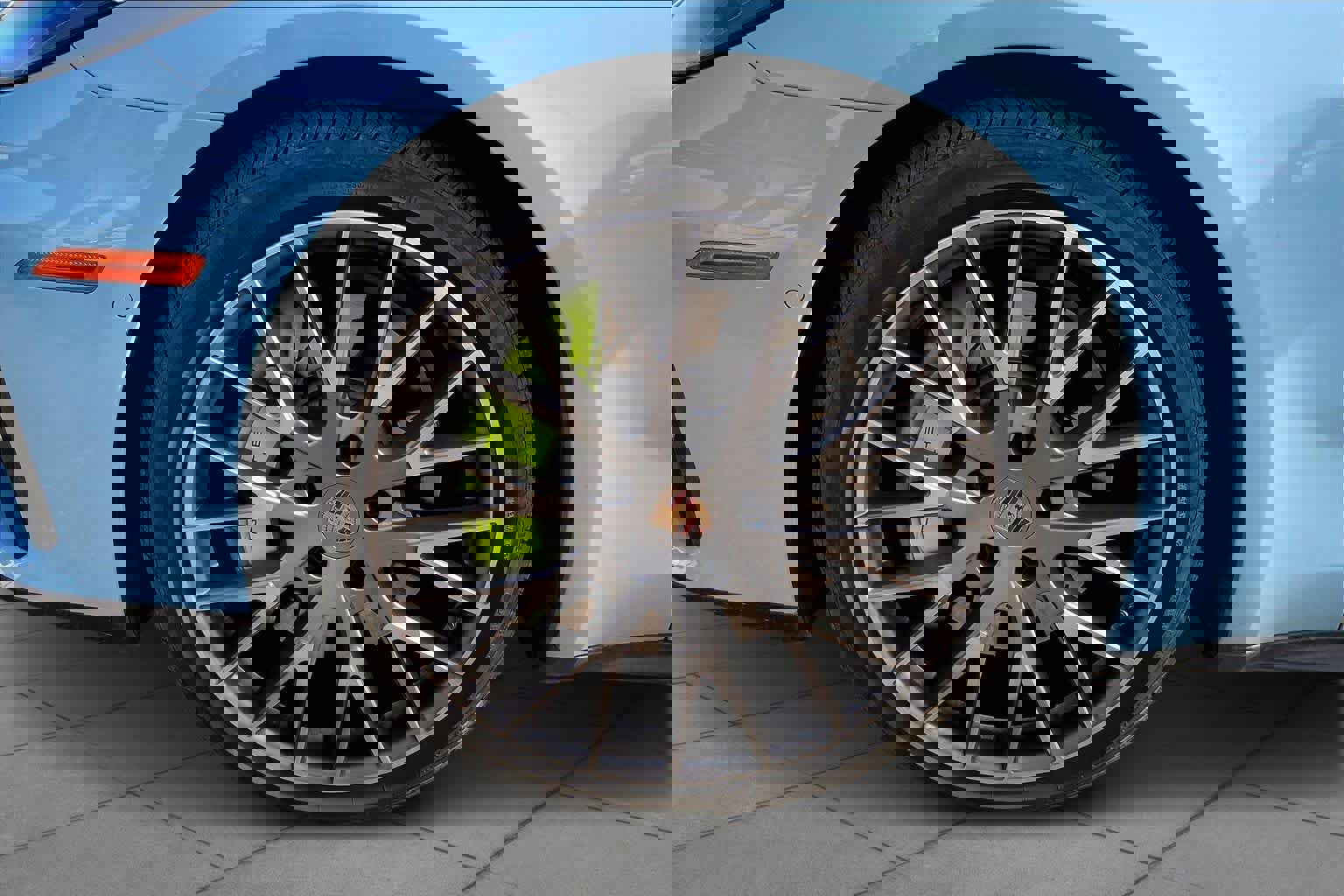 Used 2025 Porsche Panamera 4 image 10