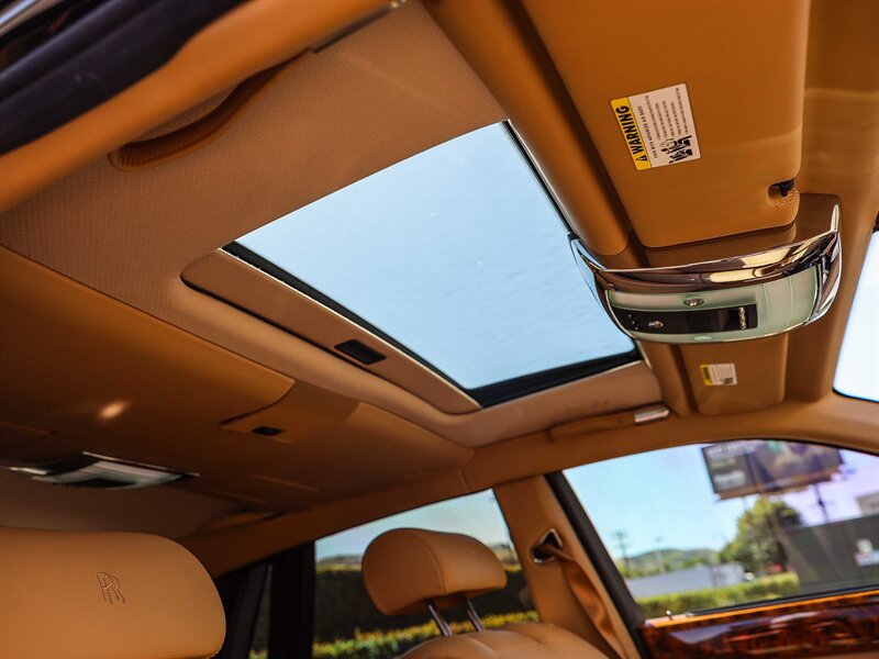 Used 2009 Rolls-Royce Phantom Sedan image 22
