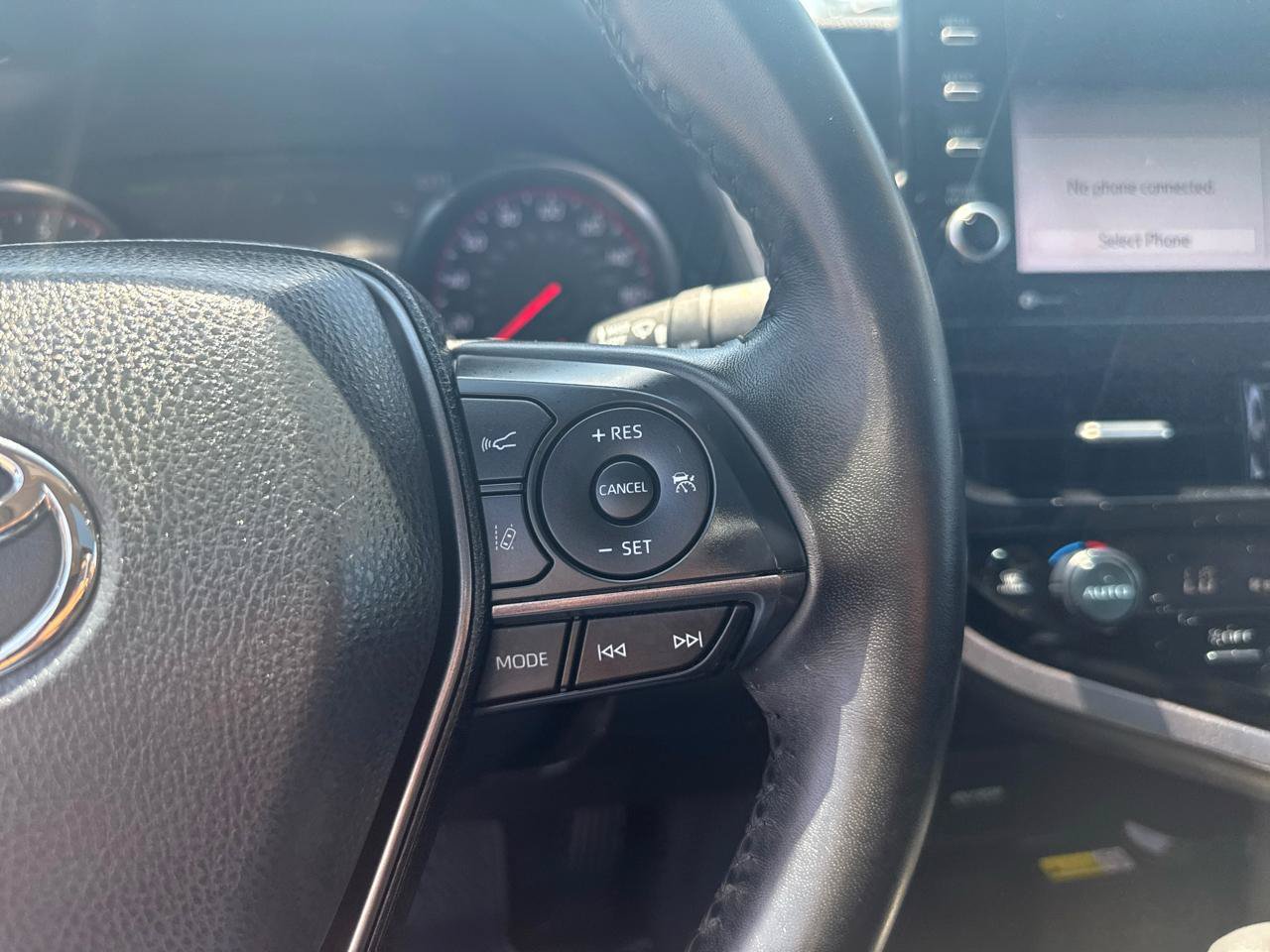 Used 2024 Toyota Camry XSE FWD image 18