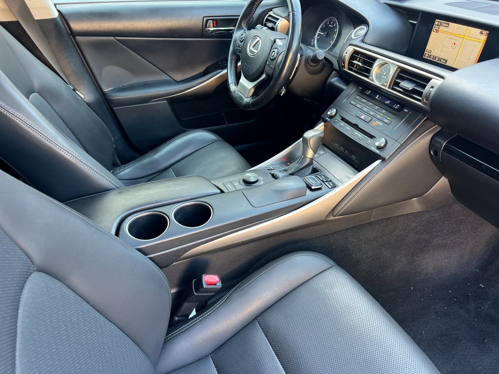 Used 2015 Lexus IS 250 w/ Navigation System Package RWD image 15