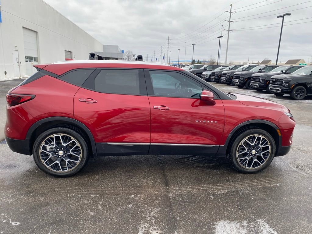 Used 2023 Chevrolet Blazer Premier w/ Driver Confidence II Package image 8