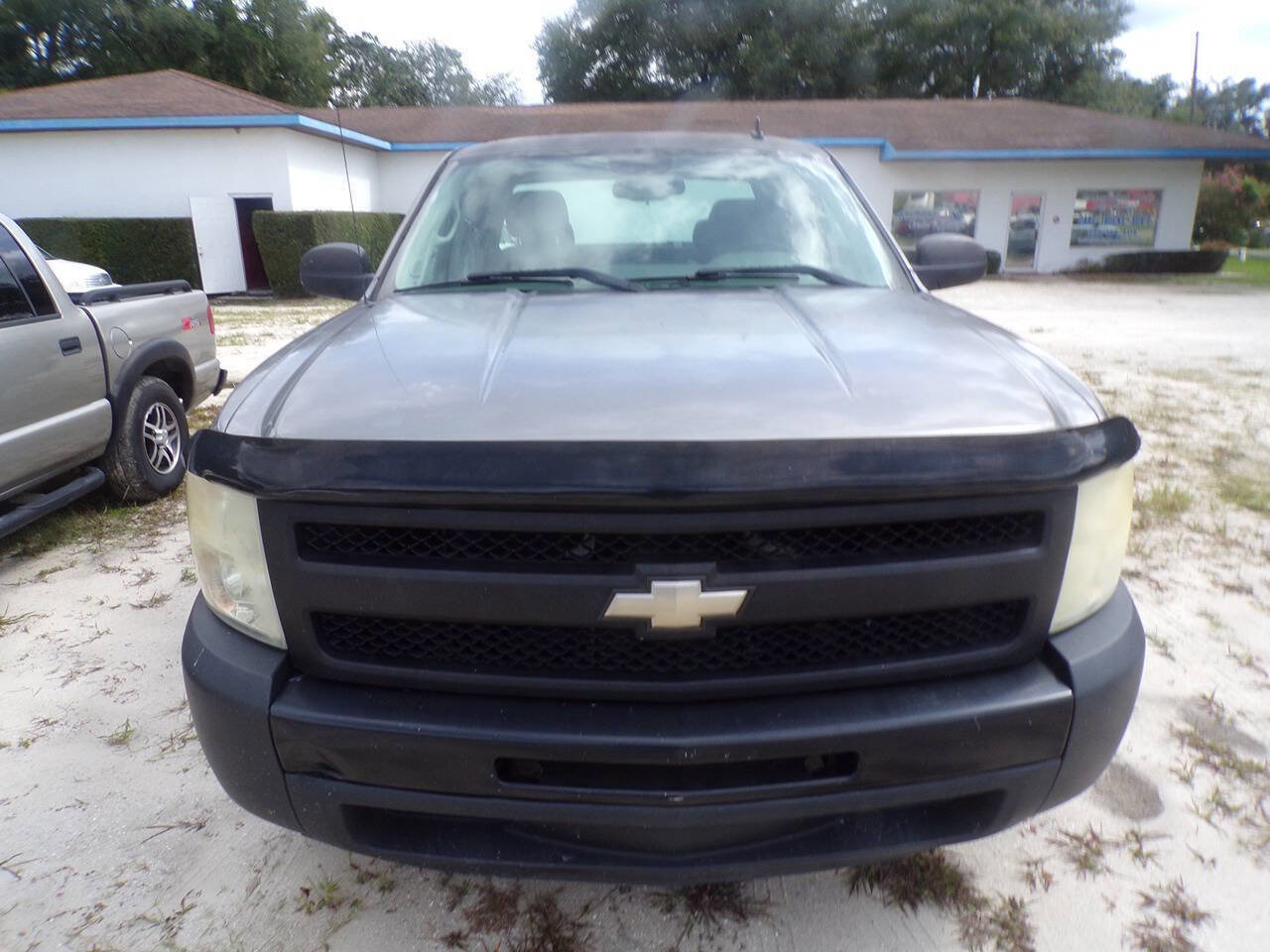 Used 2009 Chevrolet Silverado 1500 W/T image 2