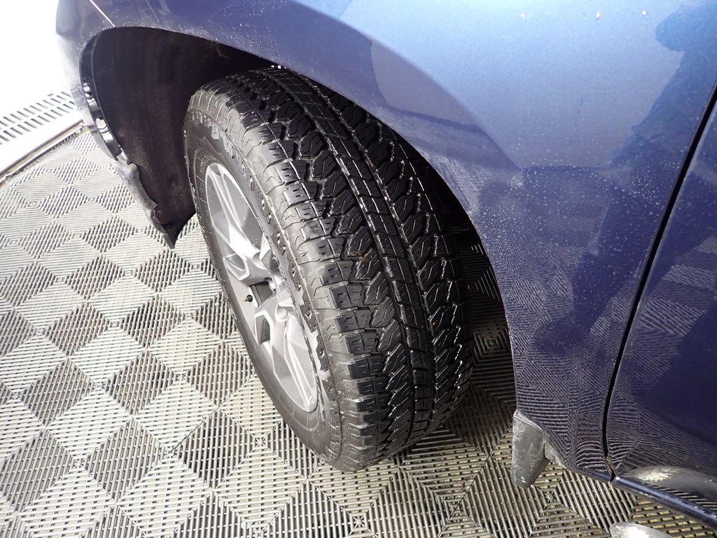 Used 2021 Chevrolet Silverado 1500 RST w/ Convenience Package II image 33