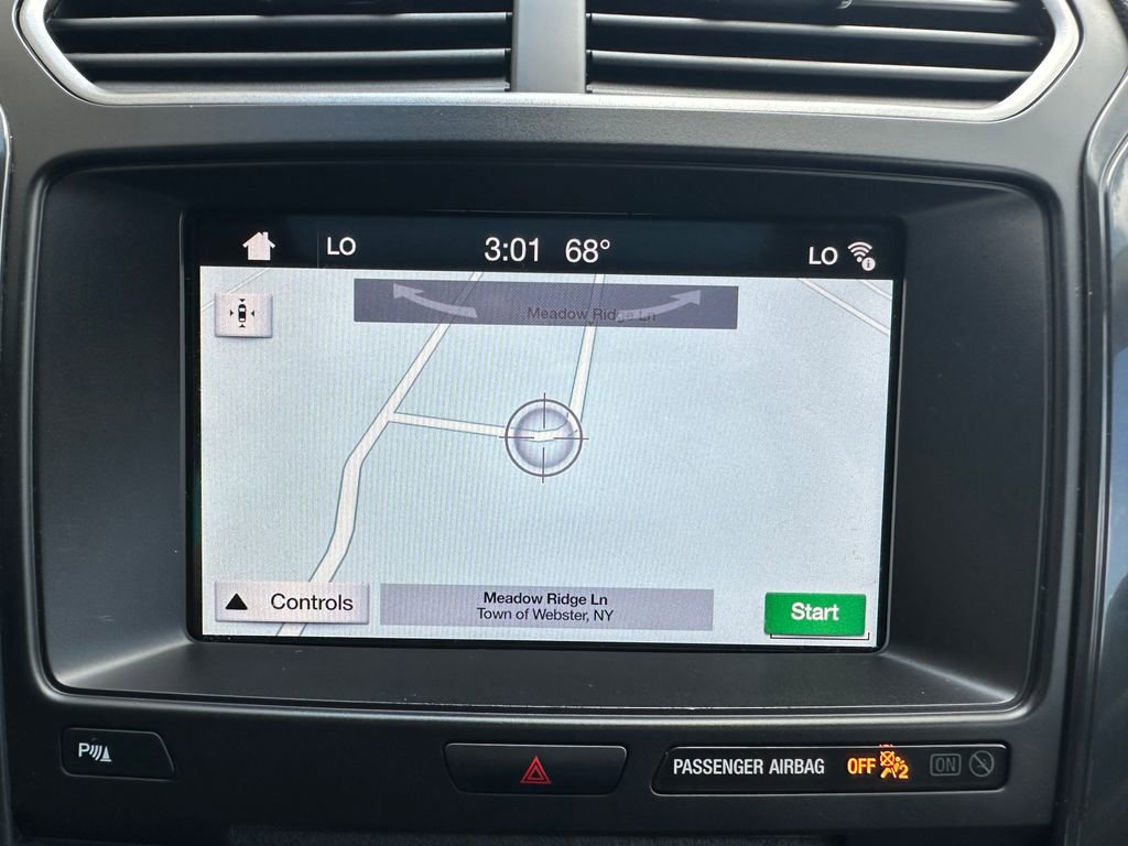 Used 2018 Ford Explorer XLT w/ Equipment Group 202A AWD/4WD image 5