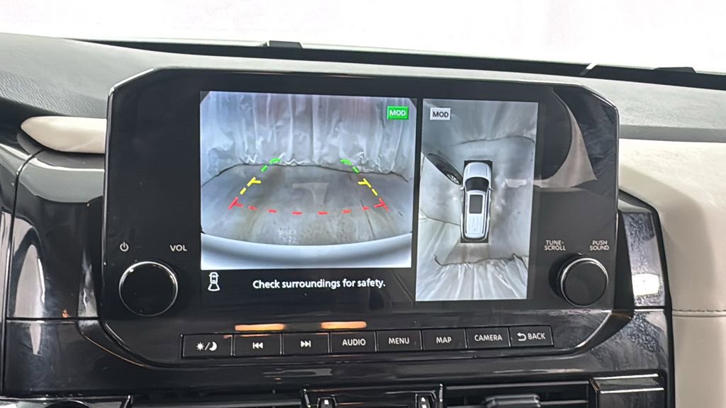 Used 2025 Nissan Pathfinder SL image 28