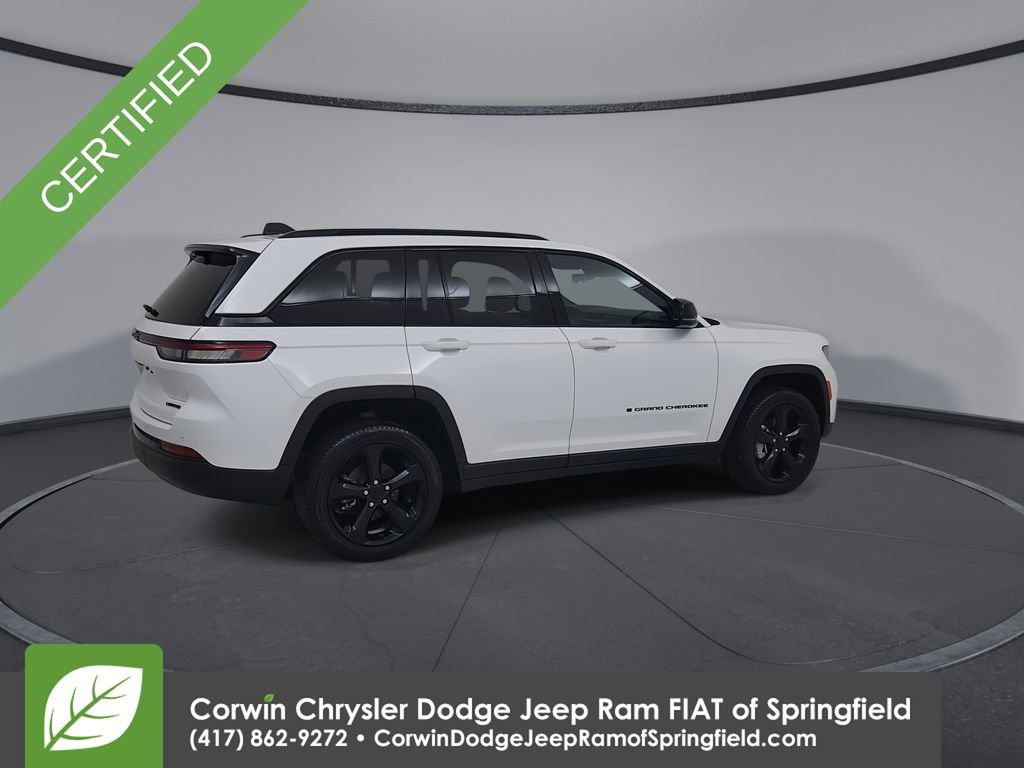 Certified 2024 Jeep Grand Cherokee Limited w/ Luxury Tech Group II AWD/4WD image 14