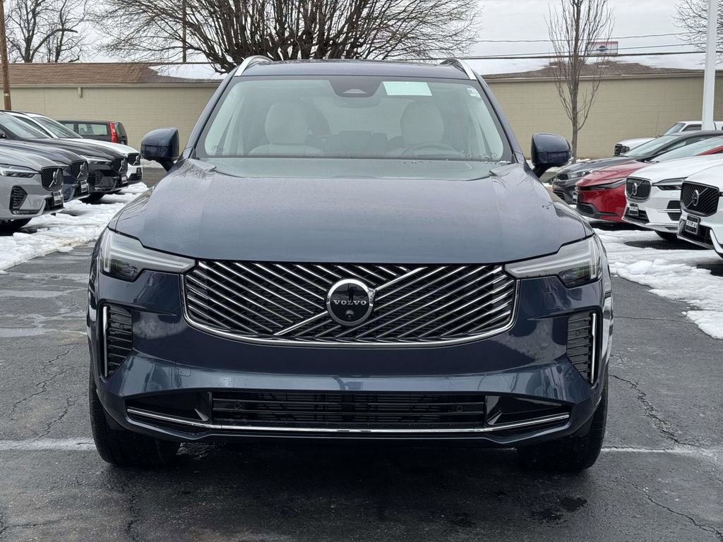 New 2026 Volvo XC90 B5 Ultra w/ Protection Package Premier image 24