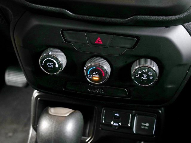 Used 2020 Jeep Renegade Sport w/ Sport Appearance Group FWD image 15