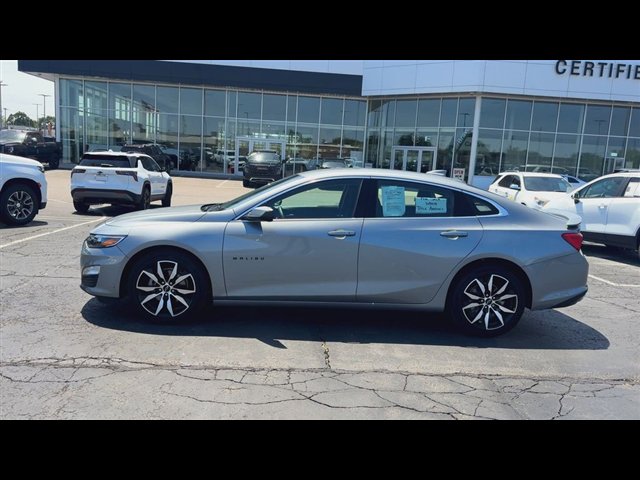 Used 2023 Chevrolet Malibu RS FWD image 5
