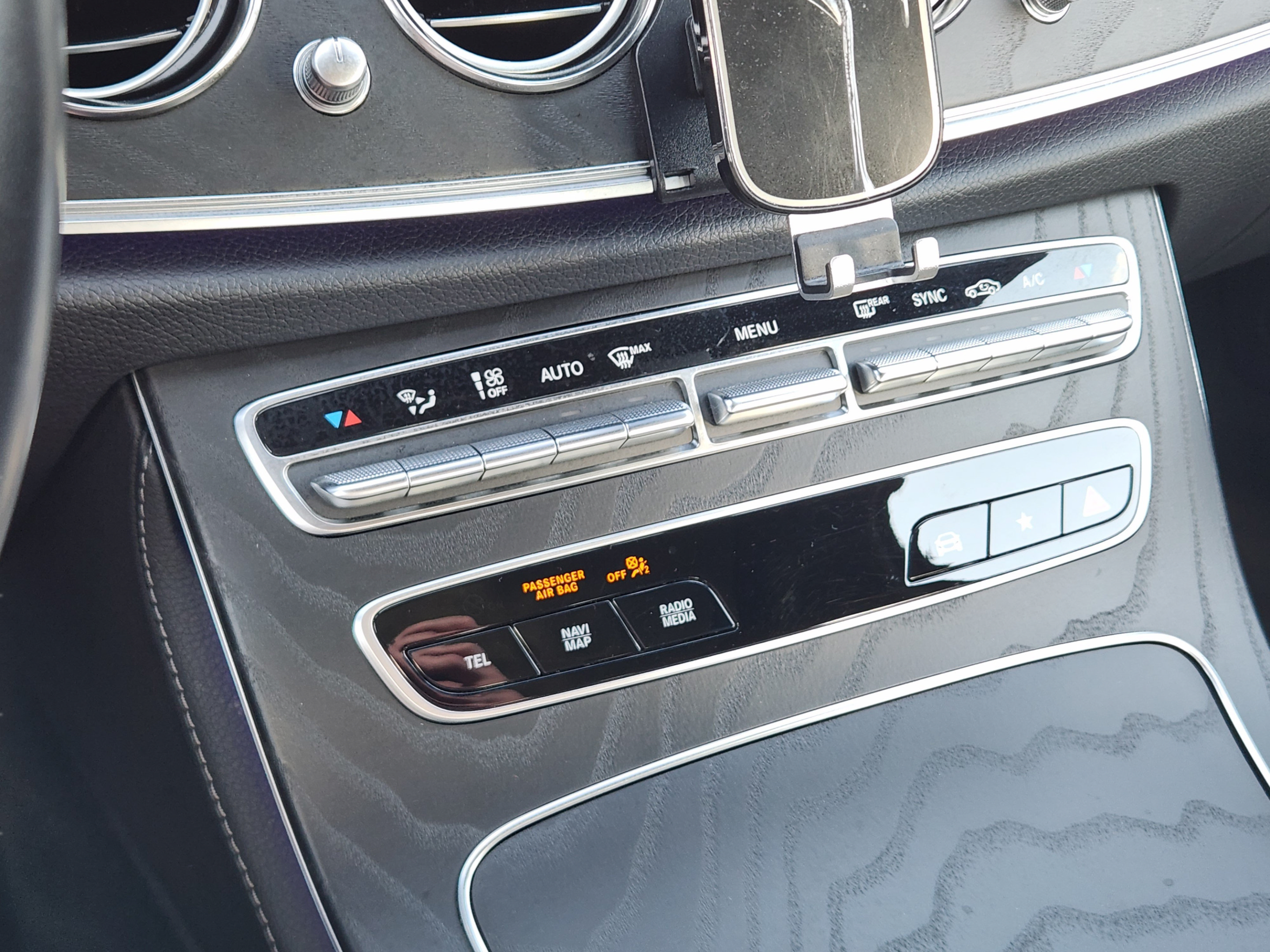Used 2023 Mercedes-Benz E 350 Sedan image 23