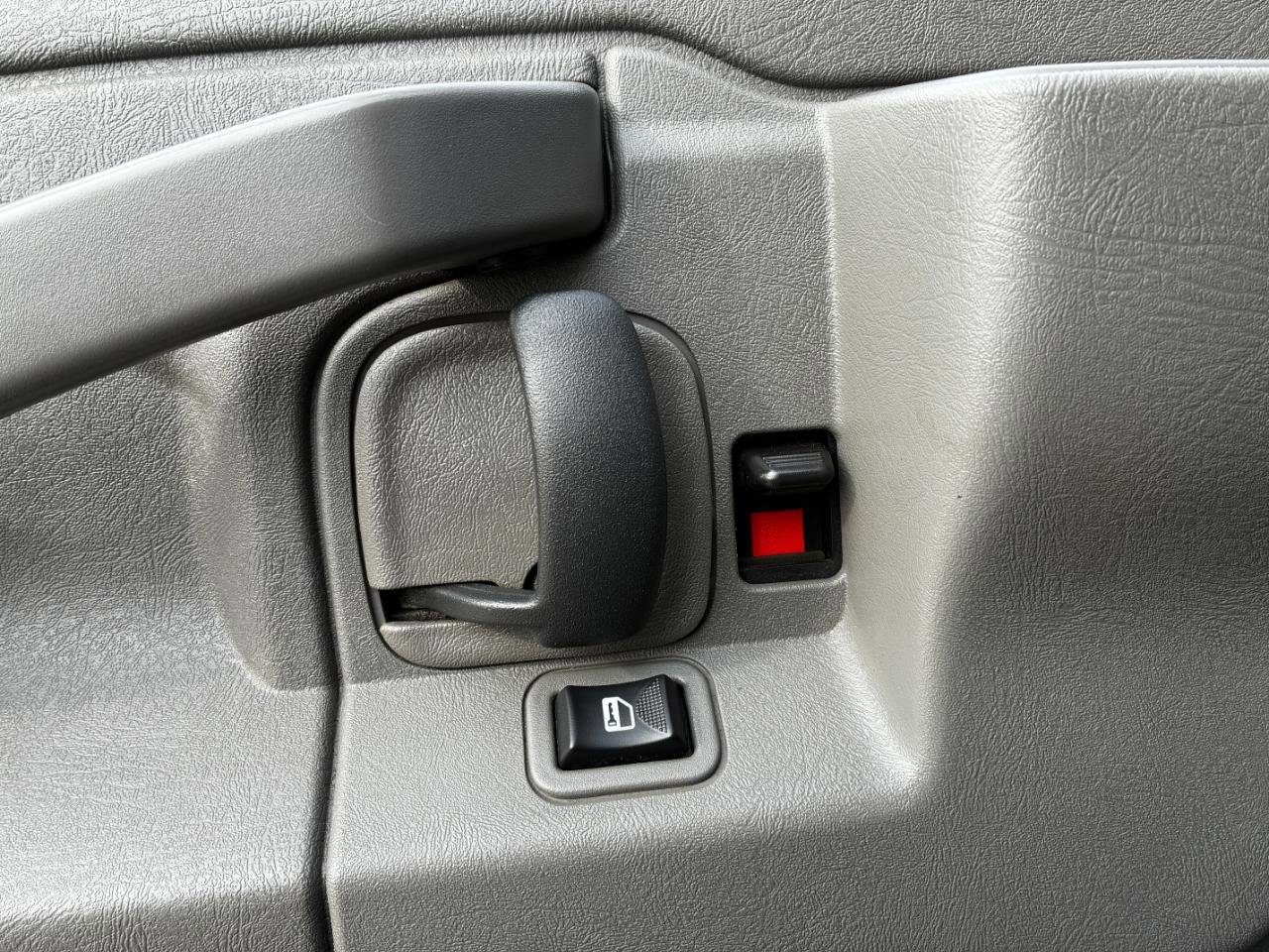 Used 2023 Chevrolet Express 2500 1500 Cargo w/ Driver Convenience Package image 10