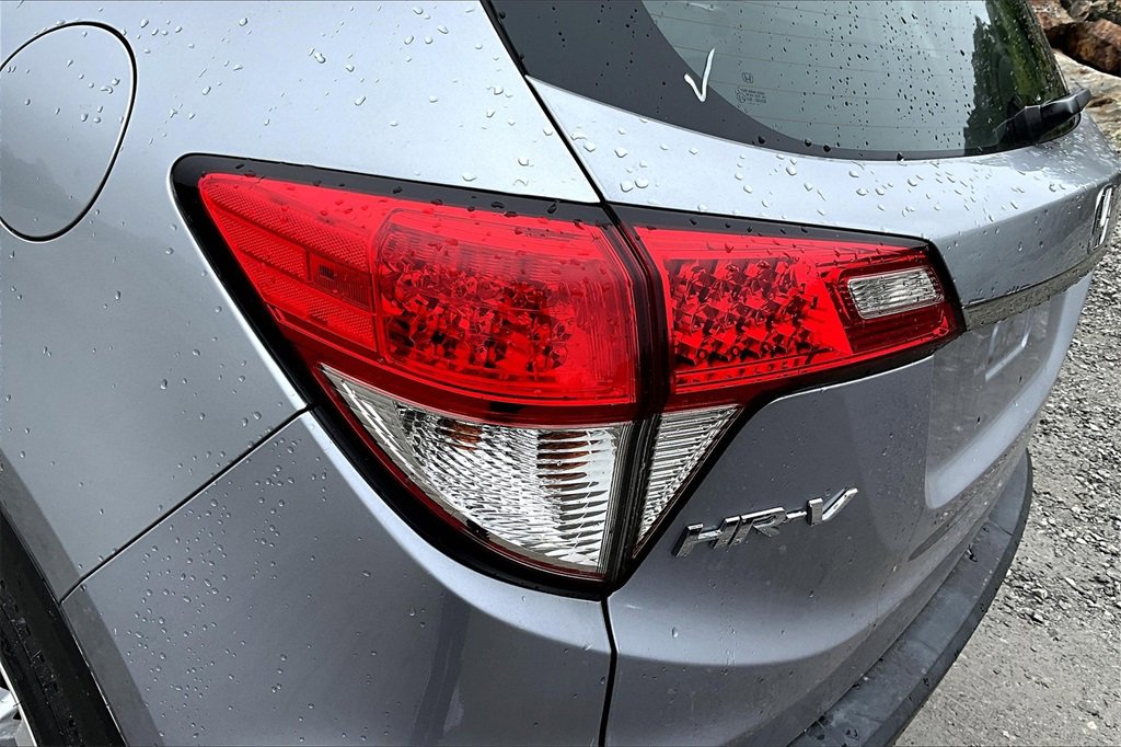 Used 2021 Honda HR-V LX image 28