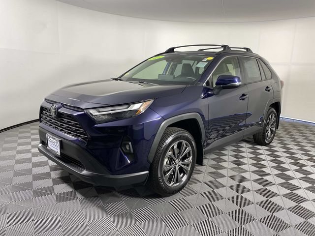 Used 2025 Toyota RAV4 XLE Premium w/ Weather Package AWD/4WD image 4