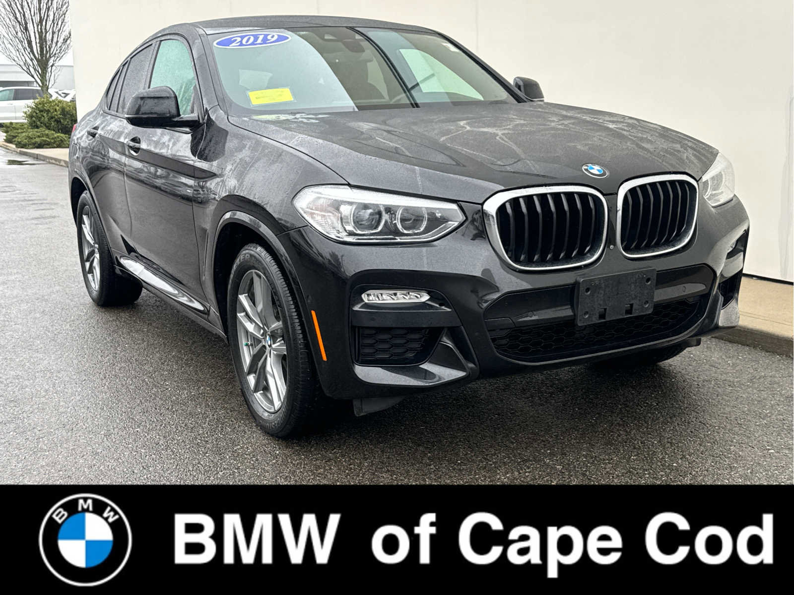 Used 2019 BMW X4 xDrive30i w/ M Sport Package 2