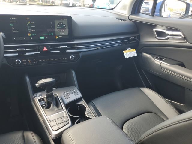 New 2026 Kia Sportage EX FWD image 11