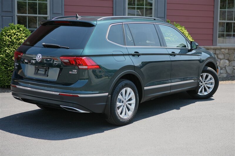 Used 2018 Volkswagen Tiguan SE AWD/4WD image 5