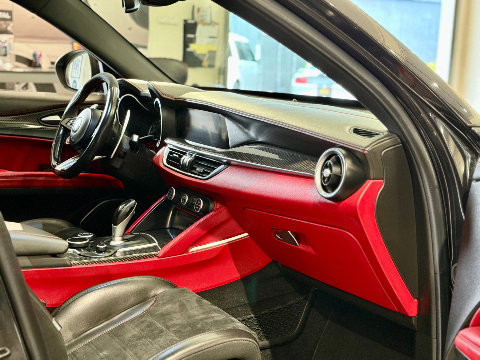 Used 2018 Alfa Romeo Stelvio Quadrifoglio w/ Driver Assist Dynamic Package AWD/4WD image 59