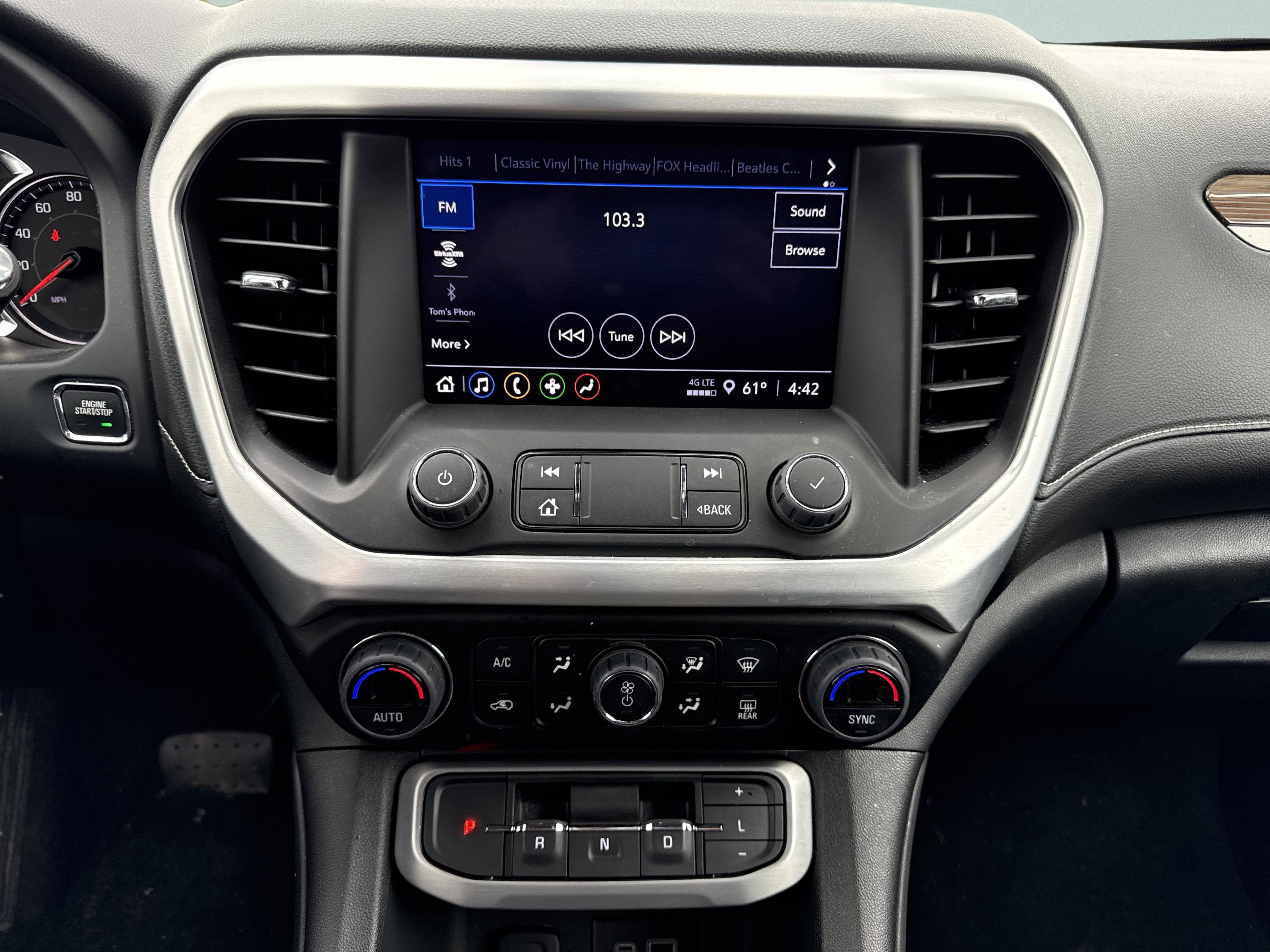 Used 2023 GMC Acadia SLE w/ Driver Convenience Package AWD/4WD image 25