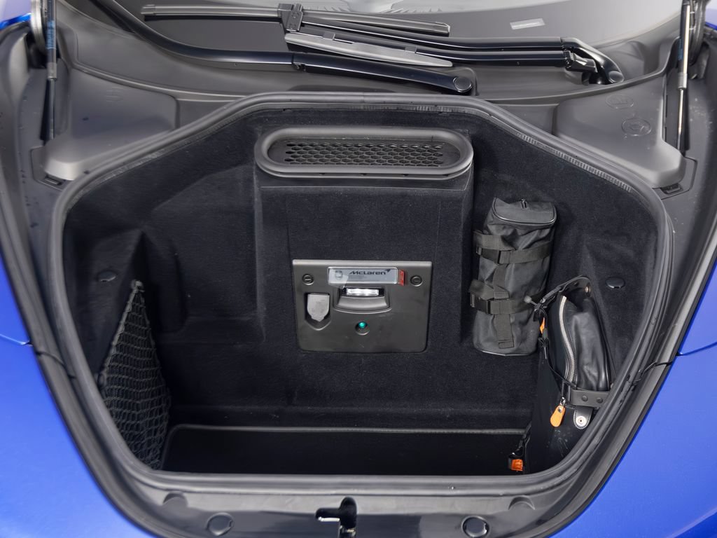 Used 2024 McLaren 750S Spider RWD image 51