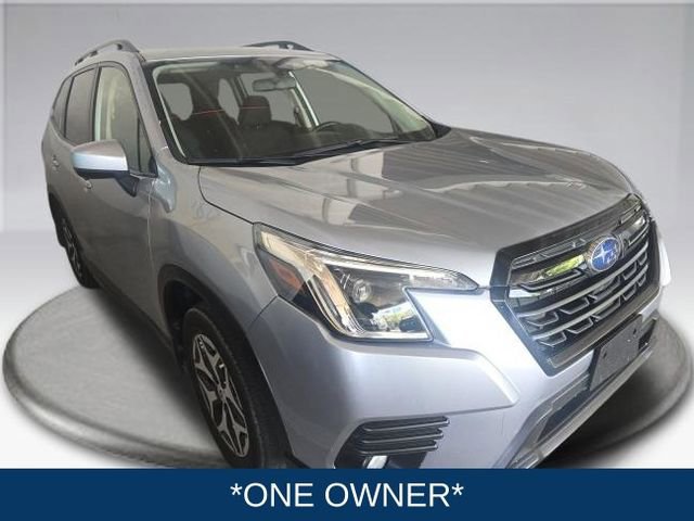 Used 2022 Subaru Forester Premium AWD/4WD image 3