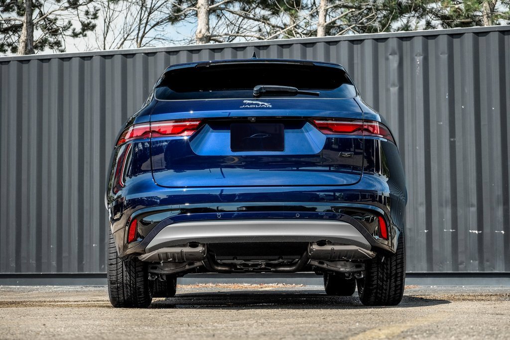 New 2026 Jaguar F-PACE R-Dynamic S image 8