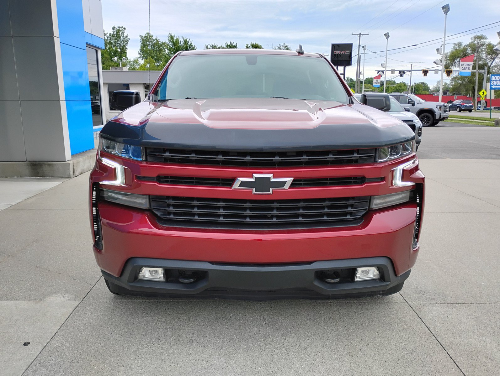 Used 2021 Chevrolet Silverado 1500 RST AWD/4WD image 2