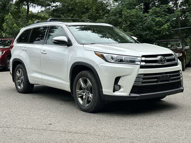 Used 2017 Toyota Highlander Limited Platinum AWD/4WD image 21
