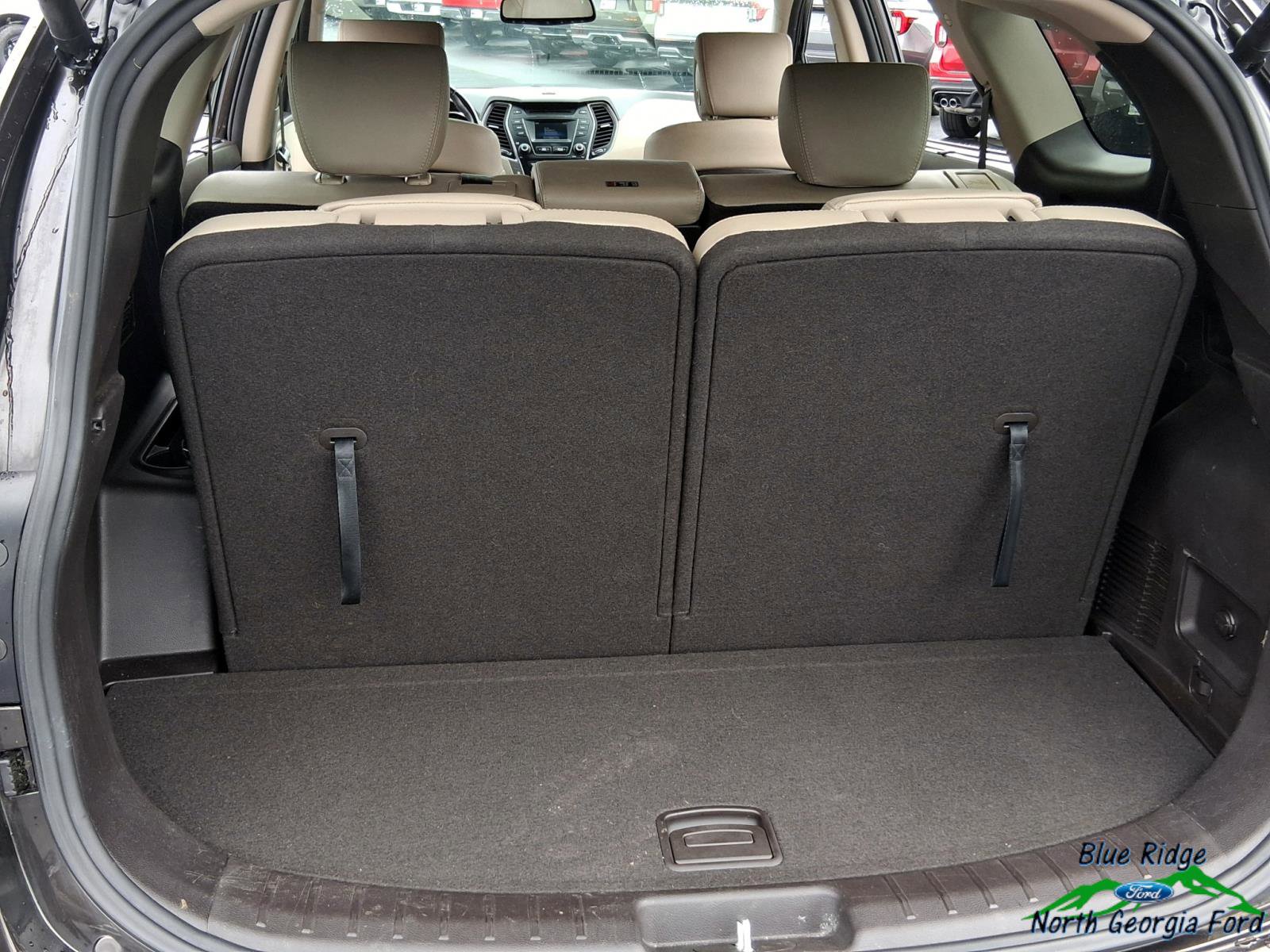 Used 2016 Hyundai Santa Fe SE w/ Option Group 02 FWD image 15