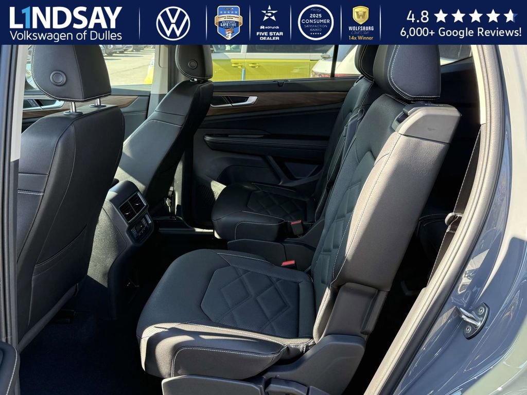 New 2026 Volkswagen Atlas SE image 9