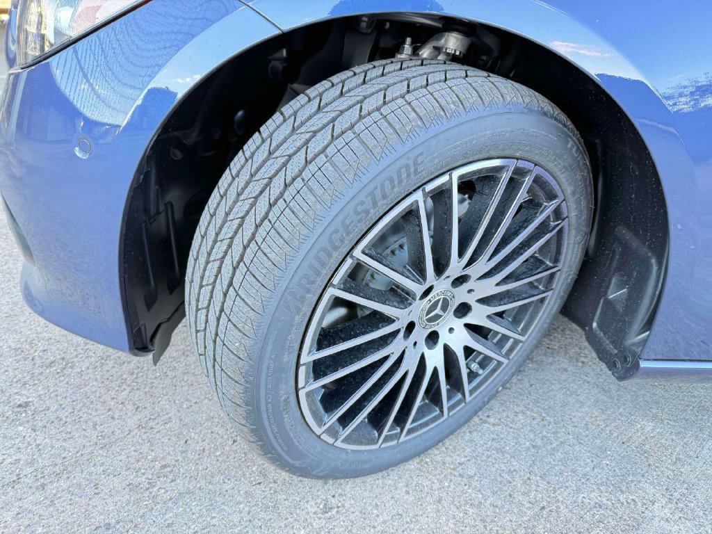 Used 2026 Mercedes-Benz C 300 Sedan image 3