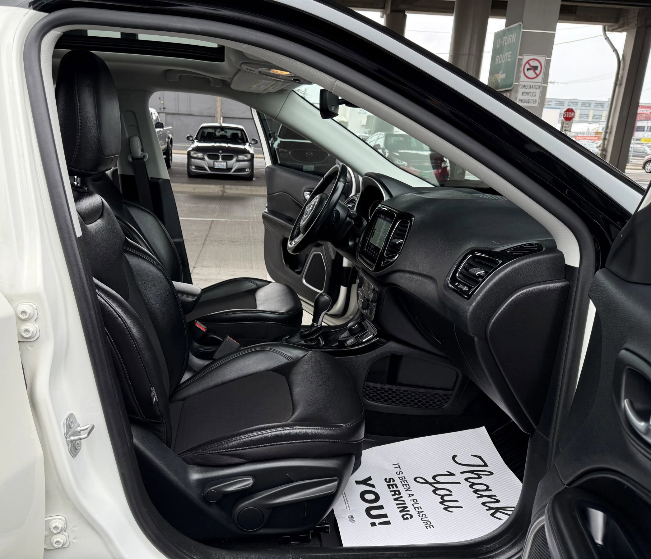 Used 2019 Jeep Compass Latitude image 24