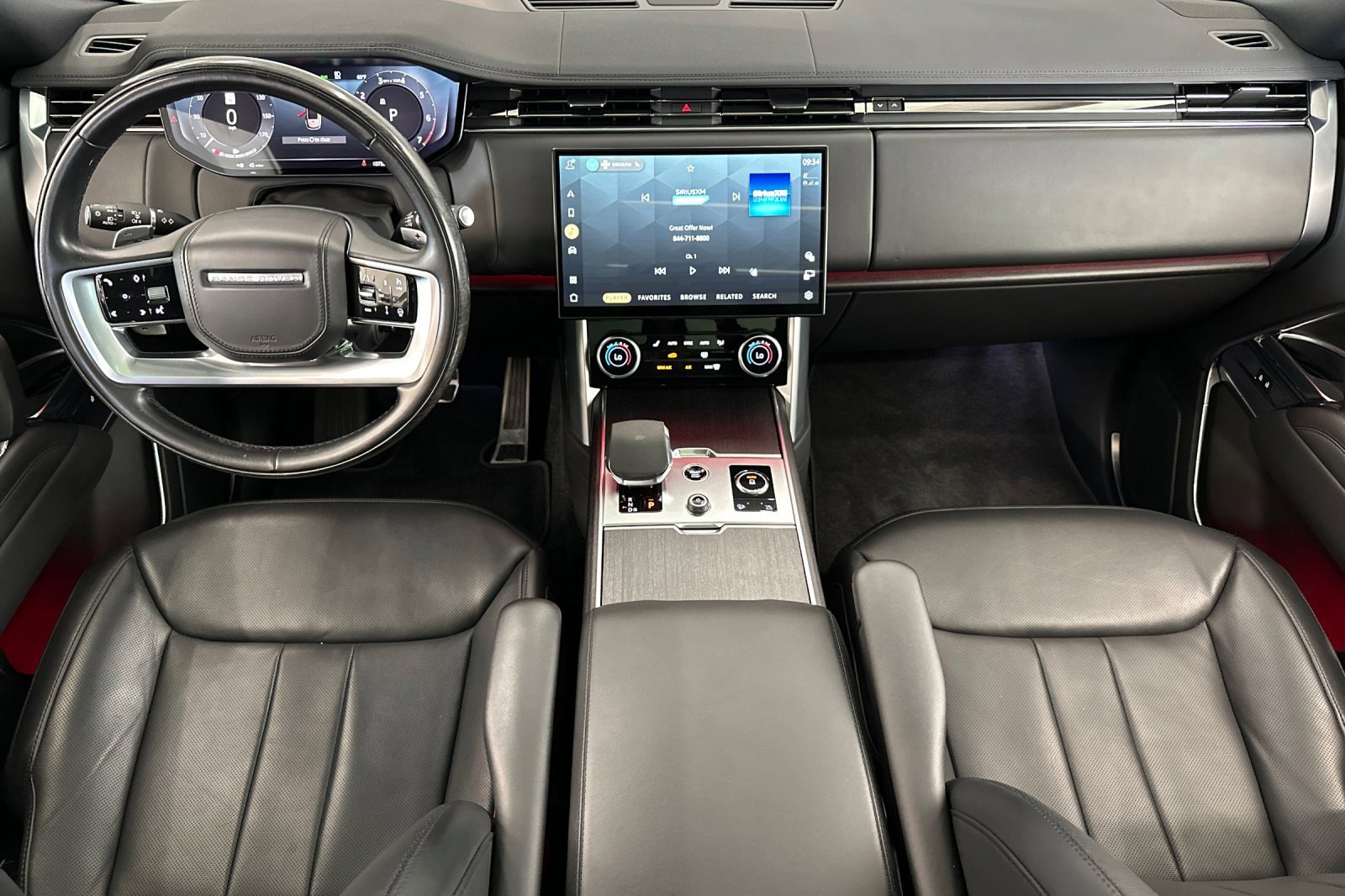 Used 2023 Land Rover Range Rover SE image 27