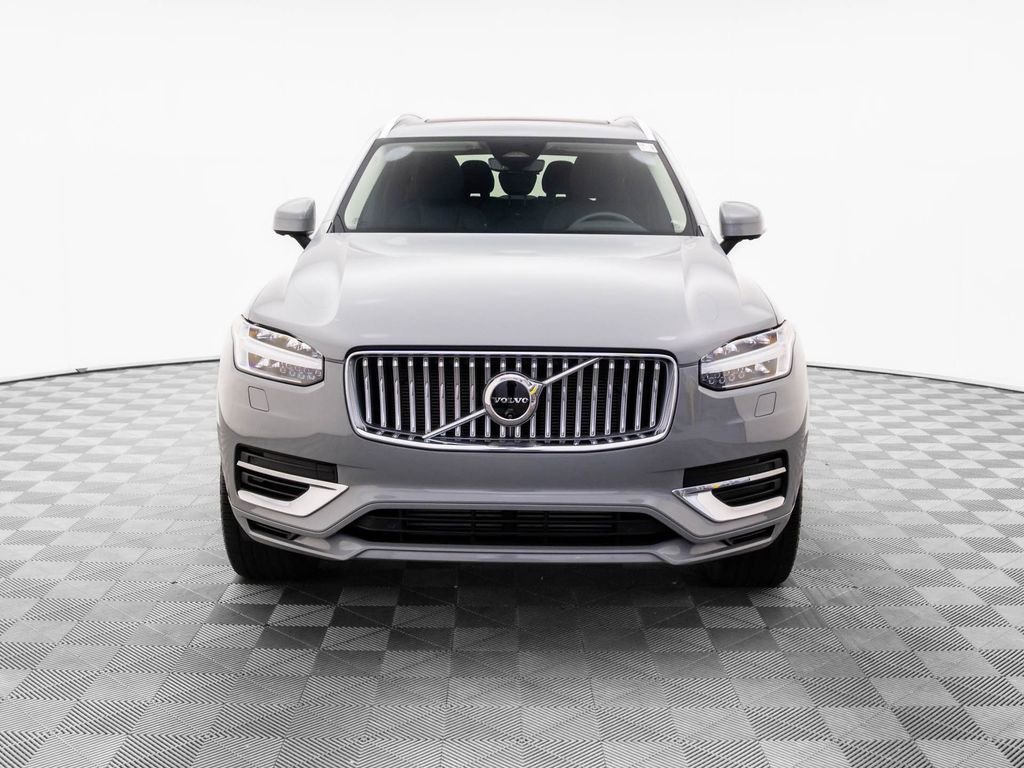 Used 2024 Volvo XC90 T8 Plus w/ Protection Package Premier image 10