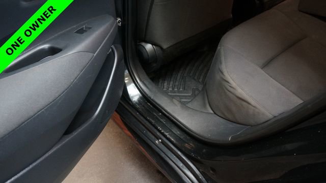 Used 2020 Toyota Corolla LE FWD image 37