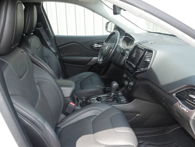 Used 2021 Jeep Cherokee Limited w/ Elite Package AWD/4WD image 26