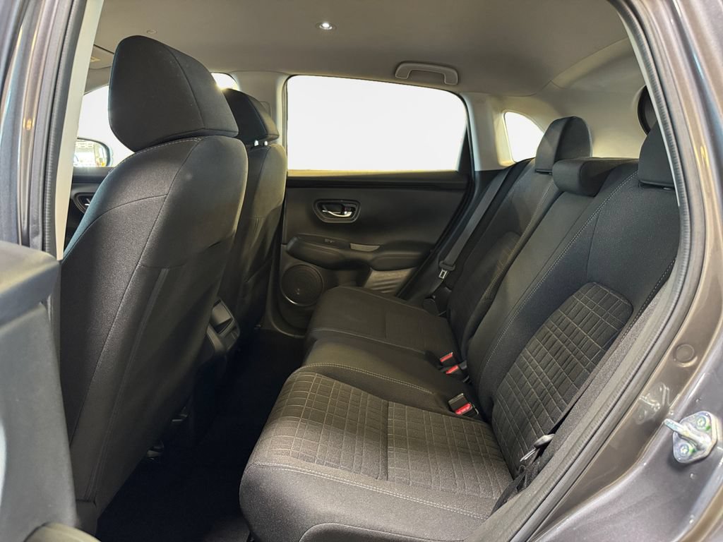 Used 2023 Honda HR-V LX image 24