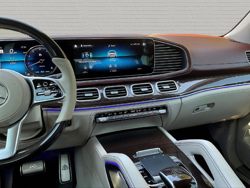 Used 2023 Mercedes-Benz Maybach GLS 600 4MATIC image 9