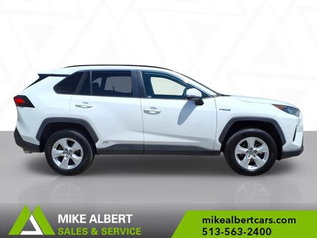 Used 2021 Toyota RAV4 LE AWD/4WD image 8