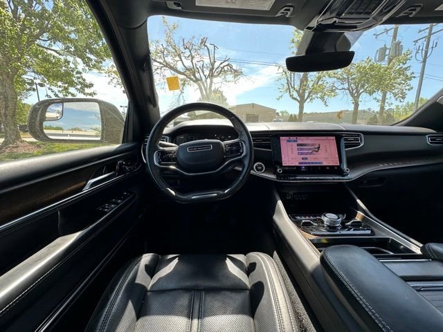 Used 2023 Jeep Grand Wagoneer 4WD image 16