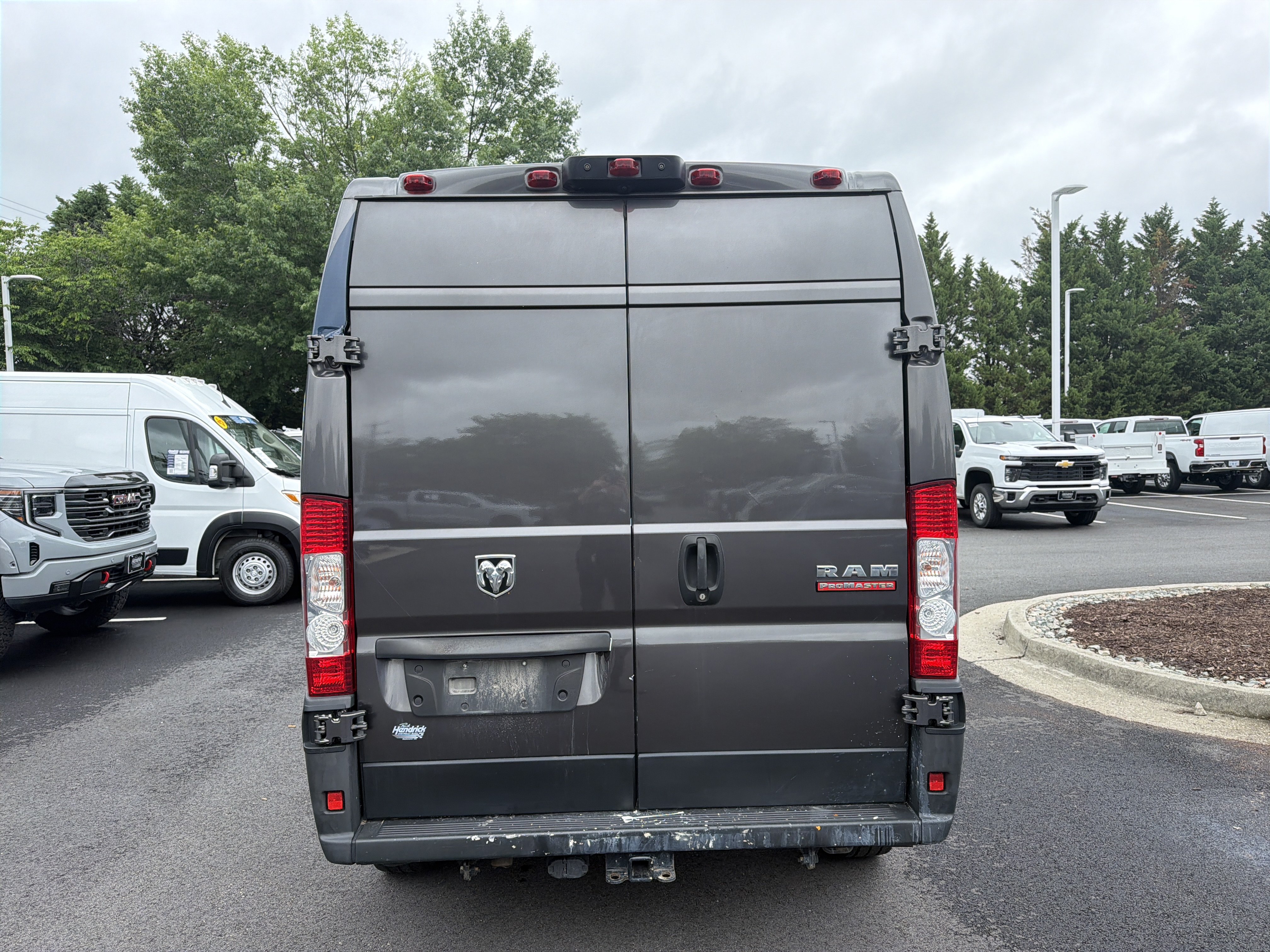 Used 2021 RAM ProMaster 2500 w/ Convenience Group FWD image 9